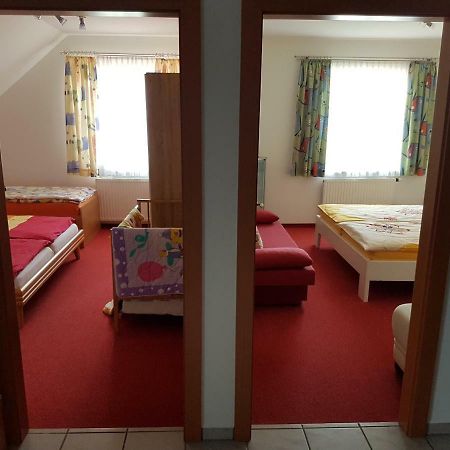 Pension Altmann Sankt Magdalena エクステリア 写真
