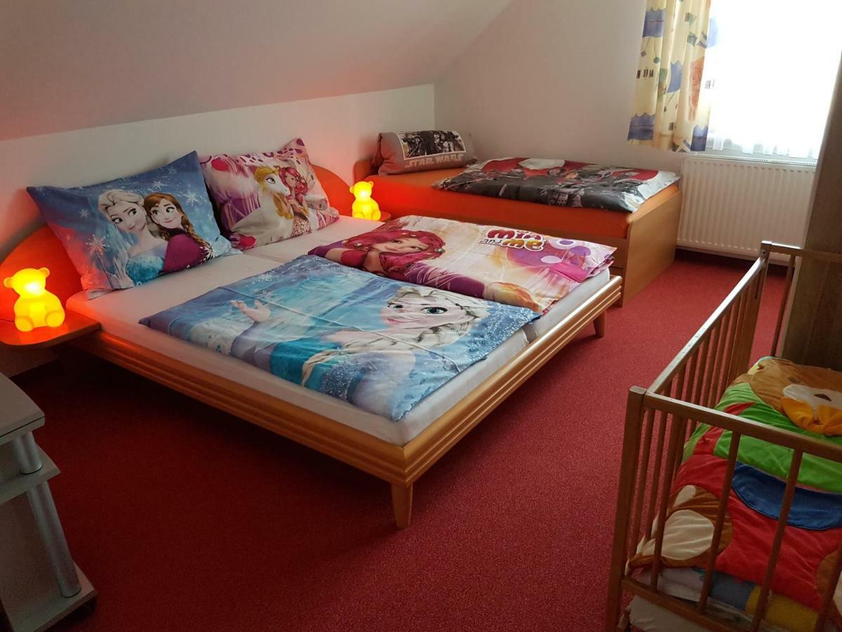 Pension Altmann Sankt Magdalena エクステリア 写真